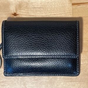 Levenger Compact Black Leather Card Holder